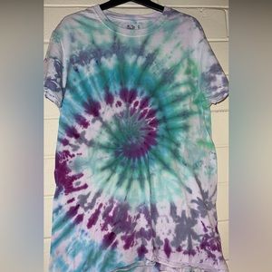 tie dyed tee size medium
